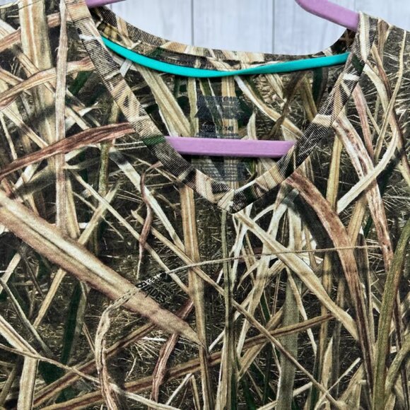 Mossy Oak Shadow Grass Blades LARGE Womens Green Hunting Tee Shirt T-Shirt - Picture 3 of 6